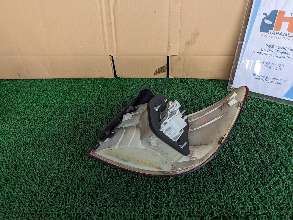  Mercedes Benz задний фонарь задние фонари левый B200 CBA-245233 245233 W245 #hyj NSP272050