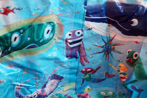 処分特価!NorthEagle(ノースイーグル) 3Dアドベンチャープール NE984 3Dゴーグルで絵柄が浮き出る! 約直径213×高66 cm_画像2