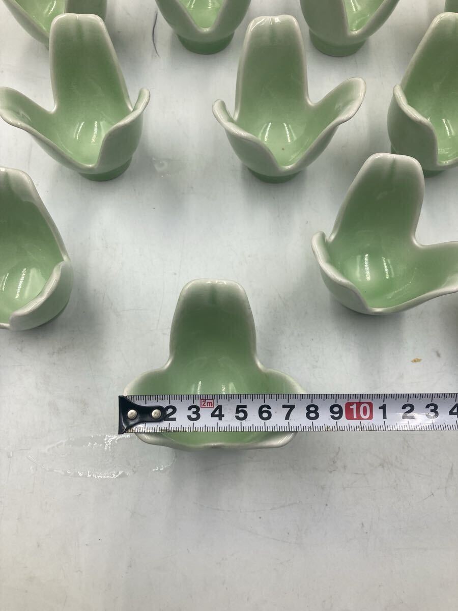 今回限り　12客　希少な緑青磁　山椒割　向付　日本料理　懐石料理　刺身皿　先付け　今回限り最後の在庫です_画像3