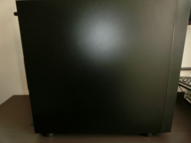 Thermaltake アルミニウムブラック　VersaH17ミニタワーPCケース