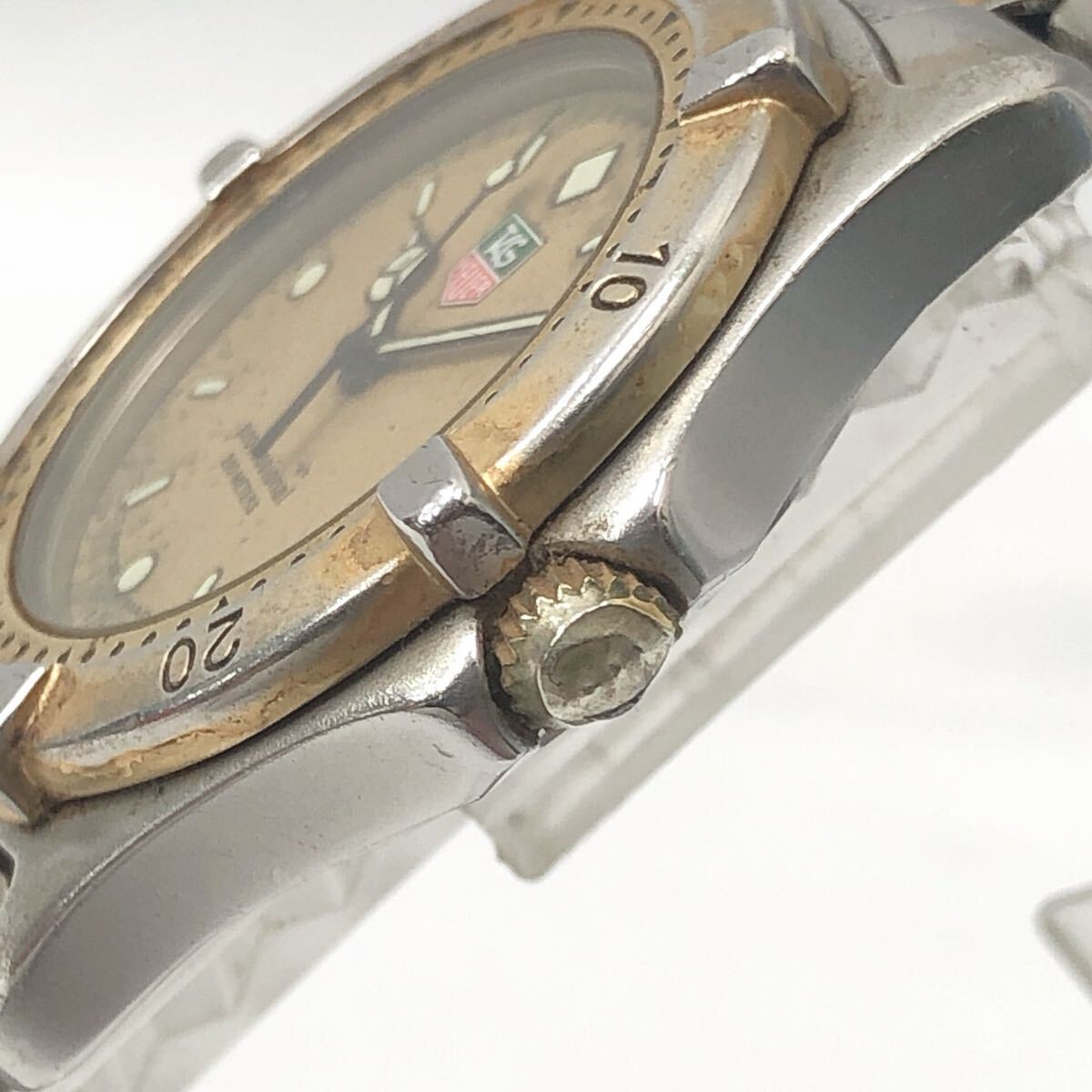 TAG HEUER タグホイヤー 964.006 QZ プロフェッショナル　ゴールド文字盤 デイト　メンズ腕時(shí)計(jì) R店0921