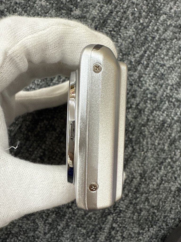 ▽ CASIO EXILIM コンパクトデジタルカメラ EX-Z880 シルバー カシオ エクシリム KB202782