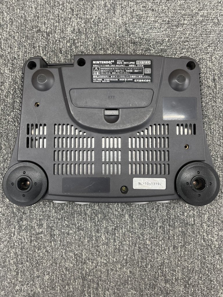 ☆Nintendo 64 ニンテンドー 本體 コントローラー などまとめて 動(dòng)作未確認(rèn) 現(xiàn)狀品 TK189594