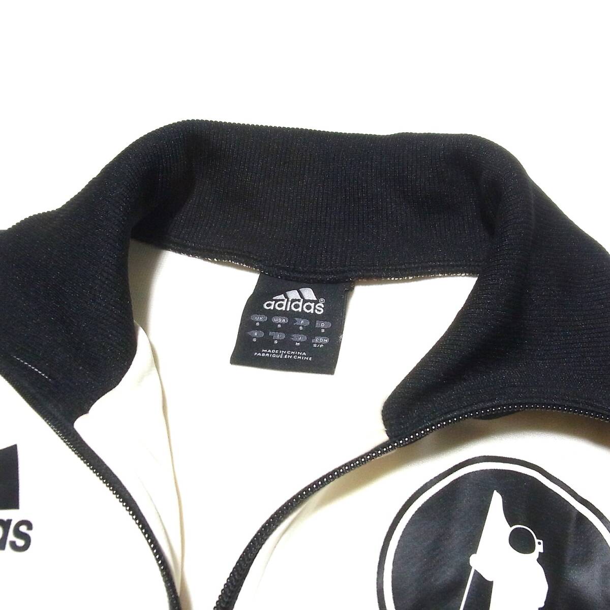 adidas SPACE 2009 Adidas Space спортивная куртка Япония M* кремовый цвет × левый передний принт джерси блузон прекрасный товар