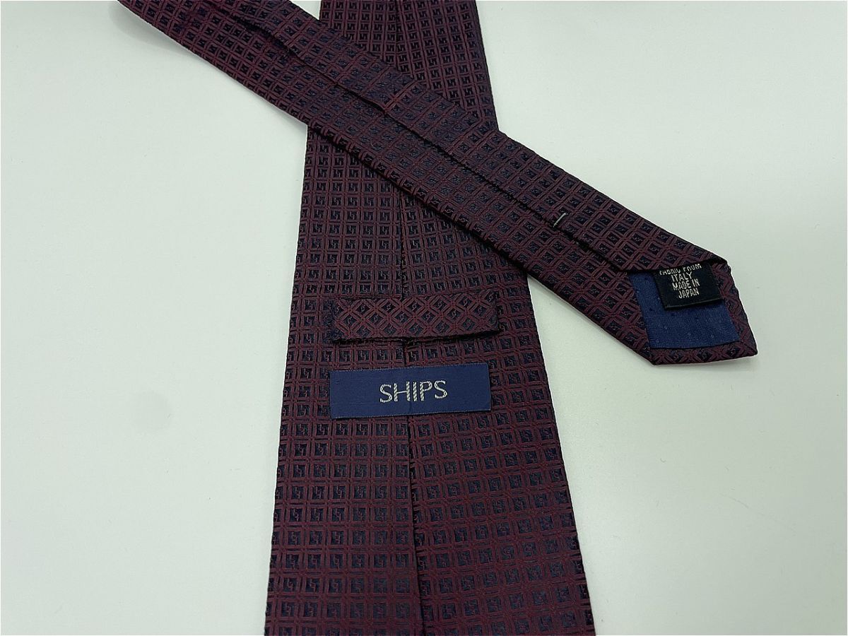 【超美品】SHIPS　シップス　ドット柄 ネクタイ 3本以上 送料無料 メンズ ワインレッド　0901079