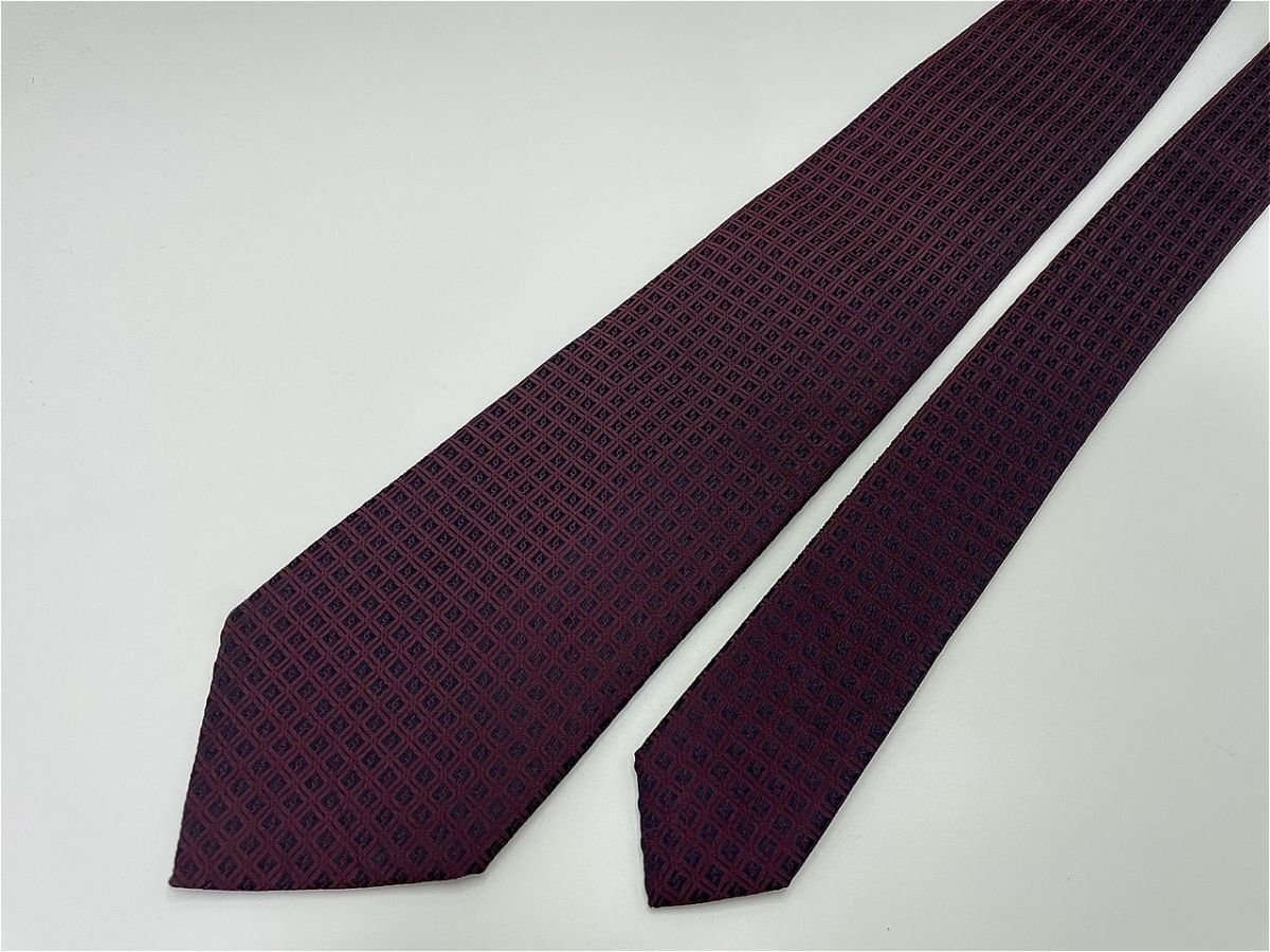 【超美品】SHIPS　シップス　ドット柄 ネクタイ 3本以上 送料無料 メンズ ワインレッド　0901079