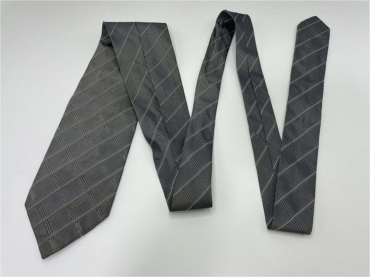 DOLCE&GABBANA　ドルチェ＆ガッバーナ　チェック柄 ネクタイ 3本以上 送料無料 メンズ グレイ　0901067_画像3