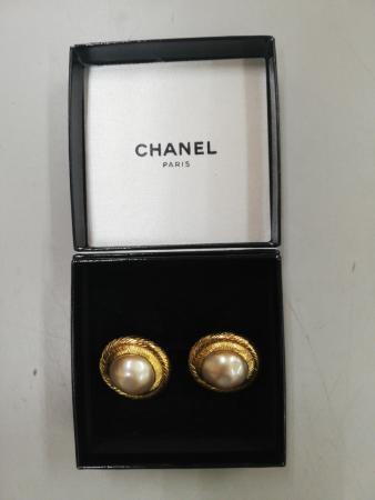 シャネル CHANEL イヤリング ケース付き 4D7KWJ