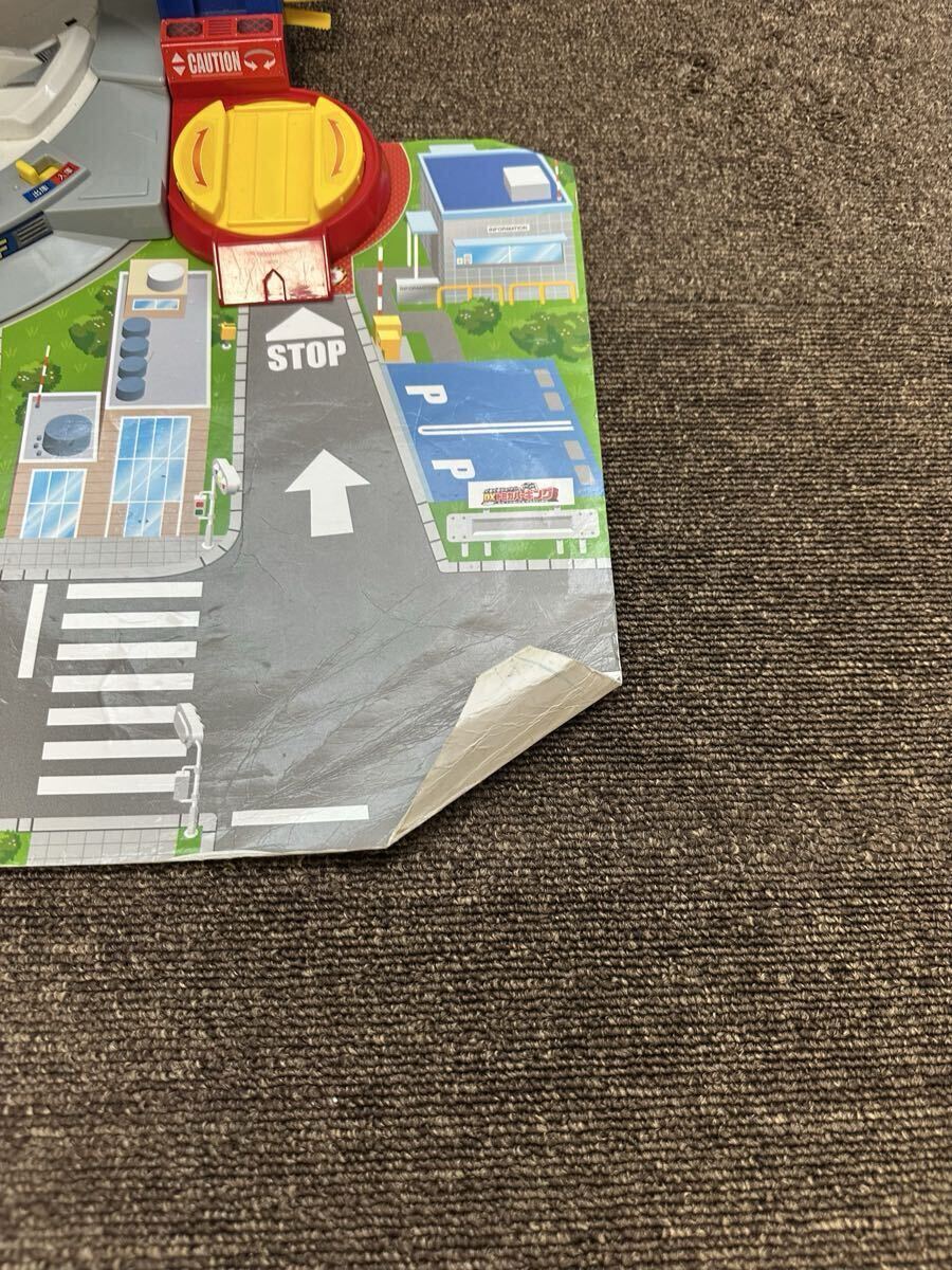 [ б/у товар ]DX Tomica парковка + Tomica 2 шт. *DVD3 листов. дополнение 