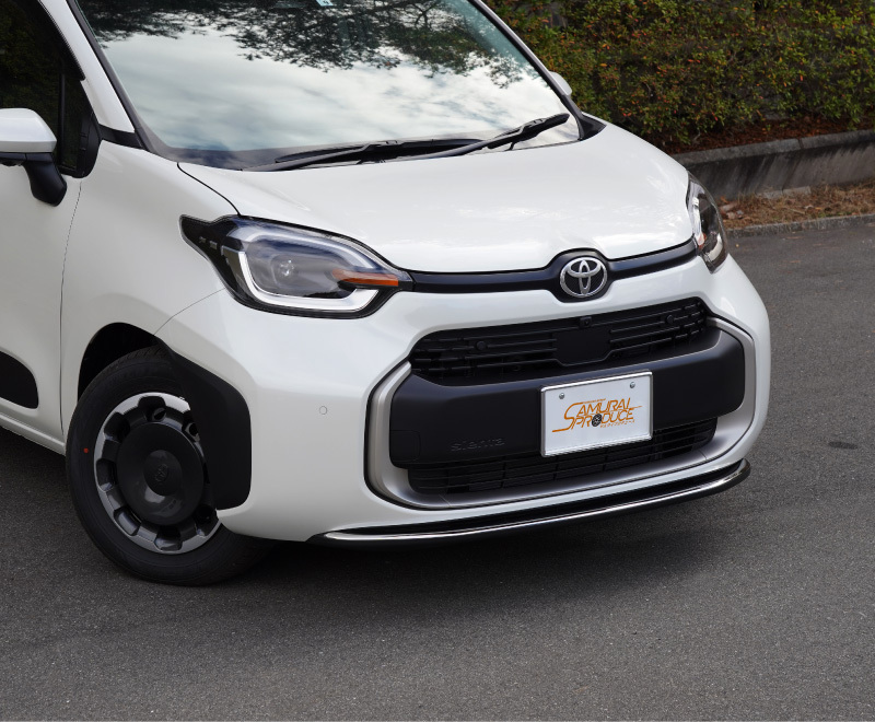 新型シエンタ 10系 フロントリップ ガーニッシュ 1P 鏡面仕上げ 予約/10月20日頃入荷予定_画像10