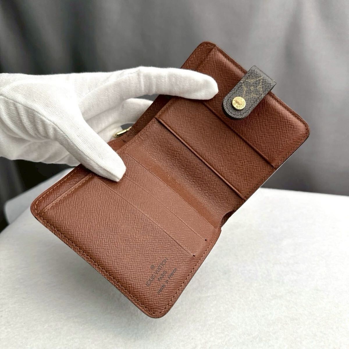 E120 ルイヴィトン LOUIS VUITTON モノグラム 短財布 コンパクト パピエ コンパクトウォレット M61667シリアル MI0090 男女兼用