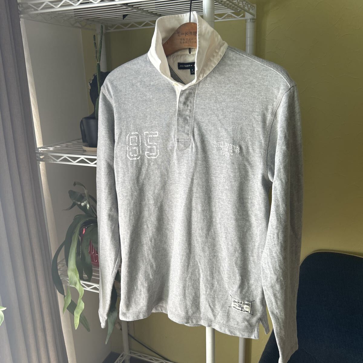 トミーヒルフィガー　長袖ラガーシャツ　グレー　SM_画像3