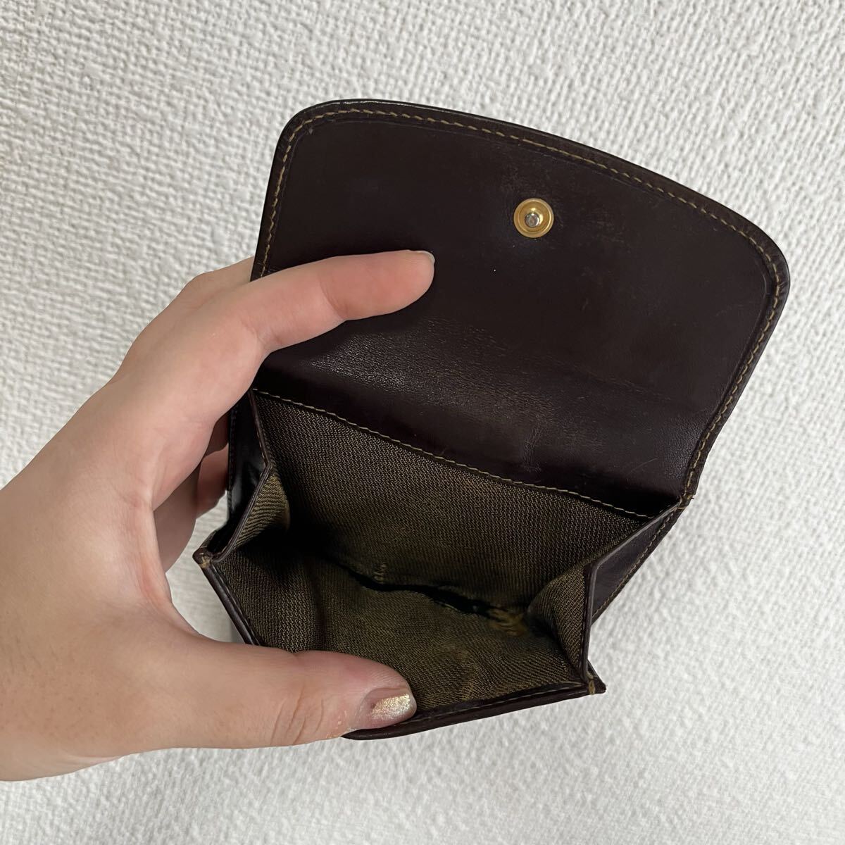 FENDI フェンディ ズッカ柄×レザー Wホック 二つ折り財(cái)布 コンパクトウォレット ミニ財(cái)布