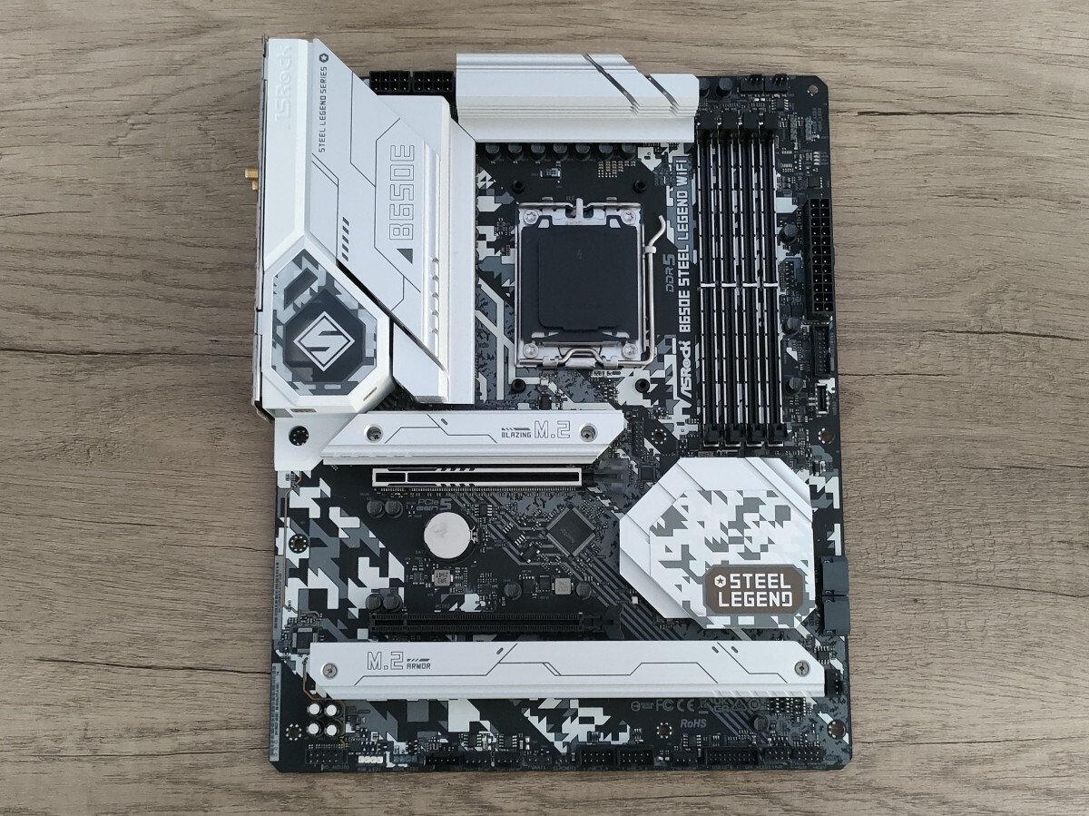ASRock B650E DDR5 STEEL LEGEND WiFi 【マザーボード】