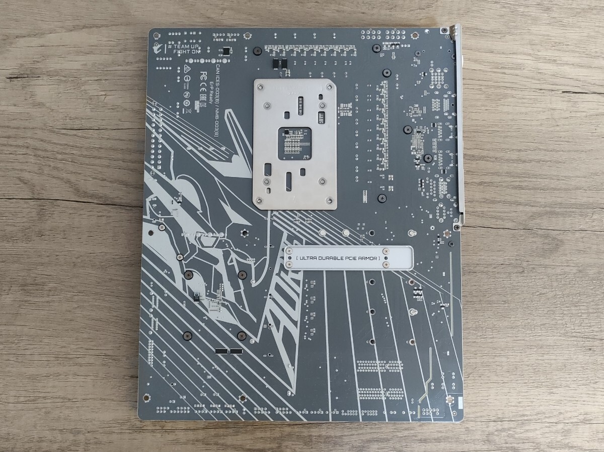 GIGABYTE AORUS DDR5 ELITE WIFI7 ICE 【マザーボード】