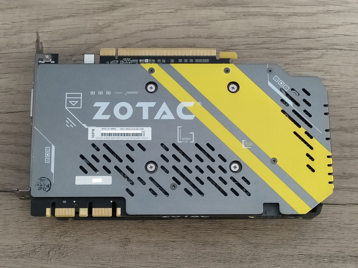 NVIDIA ZOTAC GeForce1070 8GB MINI 【グラフィックボード】