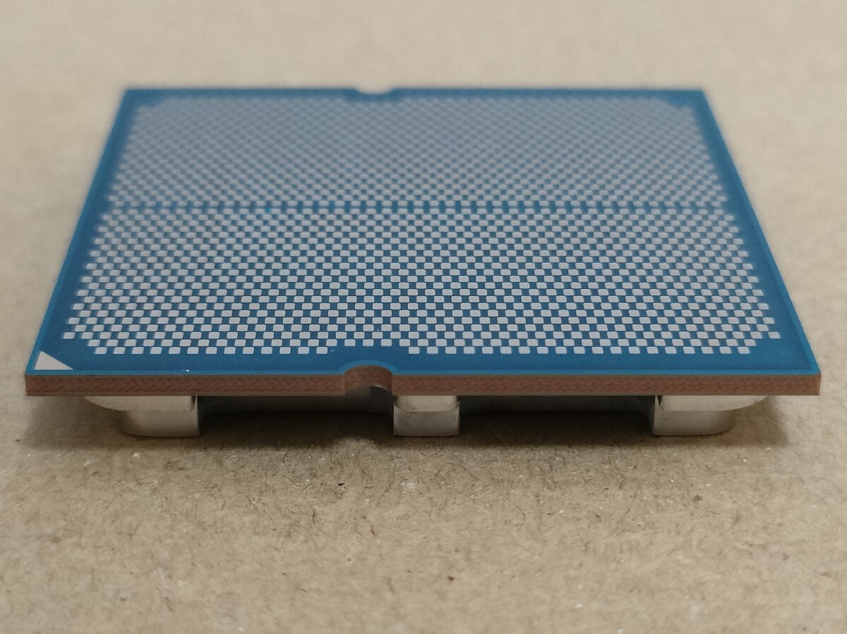 AMD Ryzen 7-9700X 【CPU】