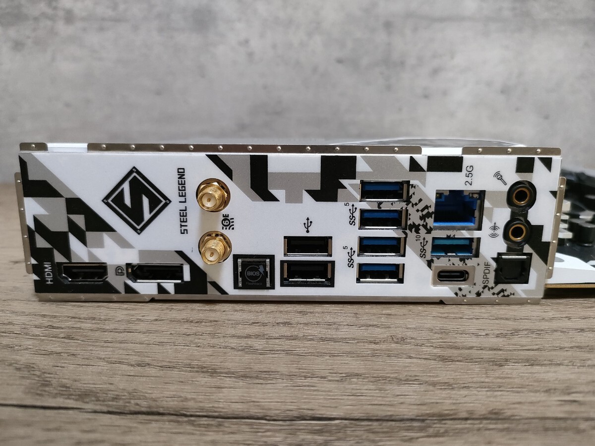 ASRock B650E DDR5 STEEL LEGEND WiFi 【マザーボード】