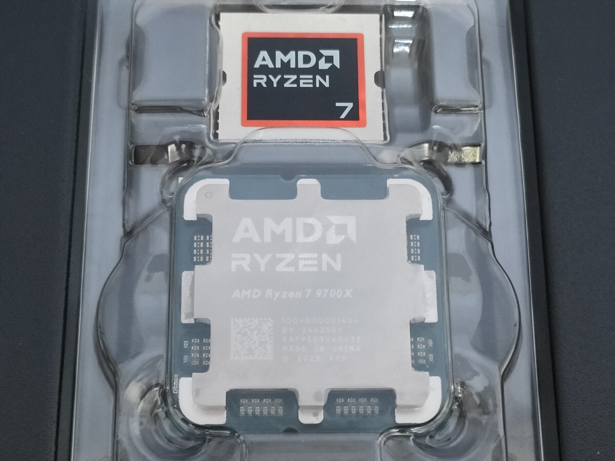 AMD Ryzen 7-9700X 【CPU】