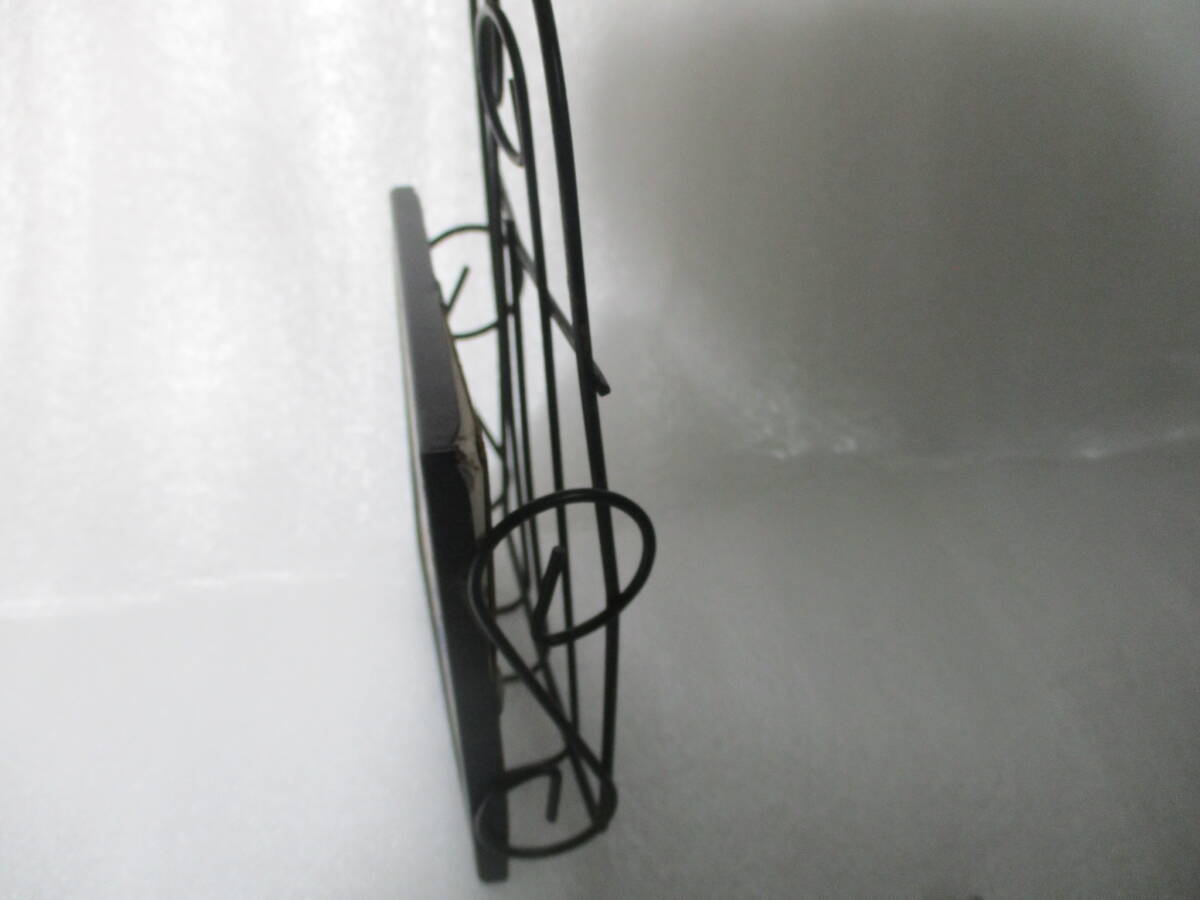  e28 送料600円 水森亜土 昭和レトロ 当時物 レターラック アイアンスタンド 壁掛け 小物入れ レトロポップ レア ヴィンテージ 現状品_画像3