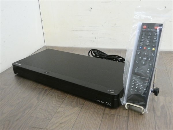 3TB☆17年☆東芝/REGZA☆HDDBDレコーダー☆DBR-T3007☆リモコン付☆3番組同時(shí)録畫/3D対応機(jī) 管CX35605