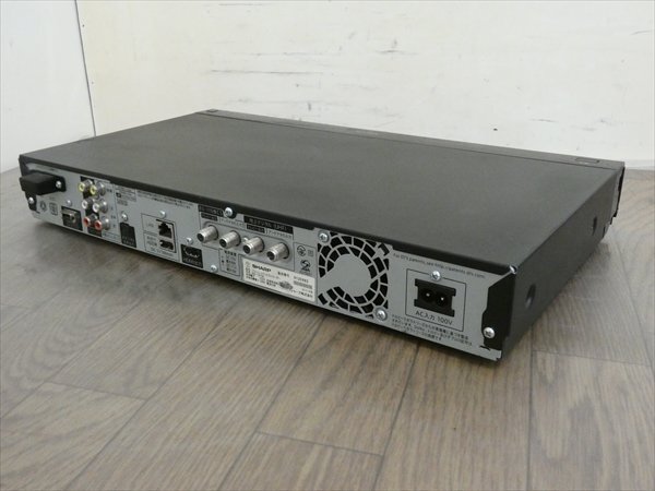 2TB☆15年☆シャープ/SHARP/AQUOS☆HDD/BDレコーダー☆BD-T2700☆リモコン付☆3番組同時(shí)録畫(huà)☆3D対応機(jī) 管SA8832