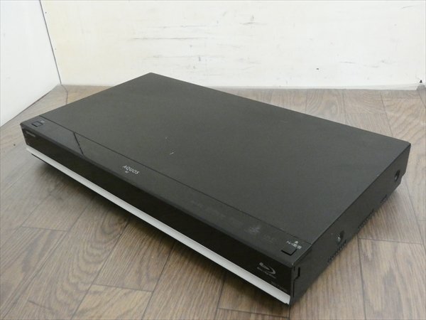 3TB☆カセットHDD付屬☆15年☆シャープ/SHARP☆HDD/BDレコーダー☆BD-T3700☆リモコン付☆3番組同時(shí)録畫☆3D対応機(jī) 管SA8821