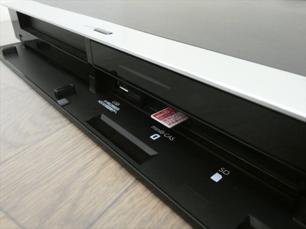 1TB☆18年☆FUNAI/フナイ☆HDD/BDレコーダー☆FBR-HT1010☆3番組同時(shí)録畫/3D対応機(jī) 管CX35556