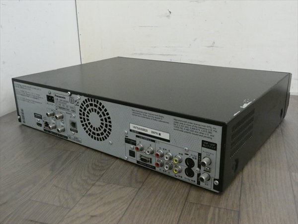 パナソニック/DIGA☆HDD/DVD/VHSレコーダー☆DMR-XW200V☆リモコン付 管CX35618