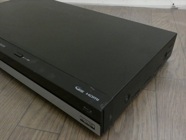 2TB☆18年☆シャープ/SHARP/AQUOS☆HDD/BDレコーダー☆BD-UT2200☆リモコン付☆3番組同時録畫☆3D対応機(jī) 管SA8833