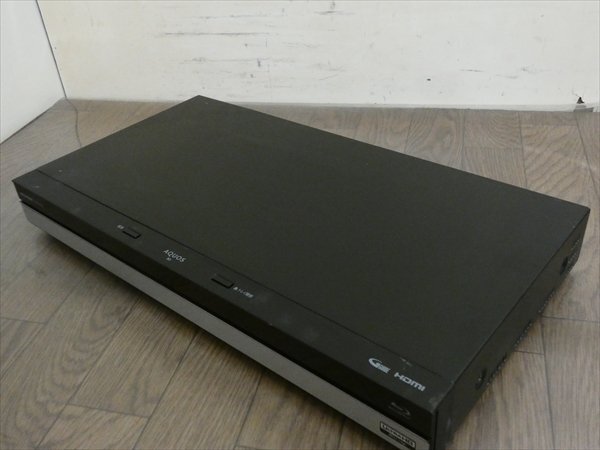 2TB☆18年☆シャープ/SHARP/AQUOS☆HDD/BDレコーダー☆BD-UT2200☆リモコン付☆3番組同時録畫☆3D対応機(jī) 管SA8833
