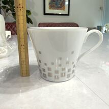 ●H7-6-156 GIVENCHY　ジバンシー シニアチュール　カップ&ソーサーセット 5客 未使用 保管品_画像4