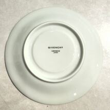 ●H7-6-156 GIVENCHY　ジバンシー シニアチュール　カップ&ソーサーセット 5客 未使用 保管品_画像7