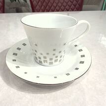 ●H7-6-156 GIVENCHY　ジバンシー シニアチュール　カップ&ソーサーセット 5客 未使用 保管品_画像9