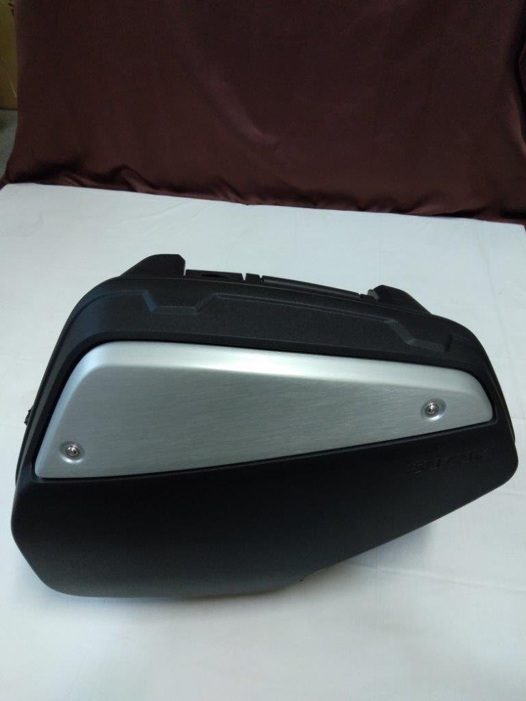 [ наш магазин наличие есть ]V strom 1050/XT/DE*1000/XT*650/XT полимер боковой кейс левая сторона 1 шт Suzuki оригинальный 