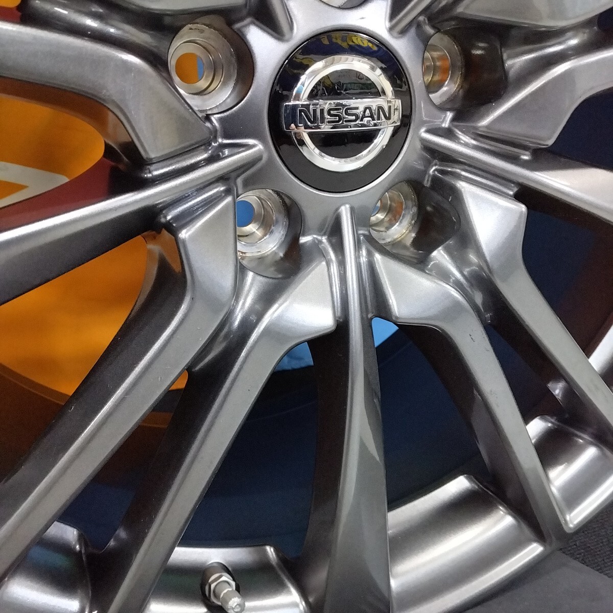 冬セット☆NISSAN☆日産　V37　スカイライン 400R 純正☆エアーセンサー付き☆8.5J+50　114.3-5H☆新品スタッドレス付き☆245/40R19_画像5