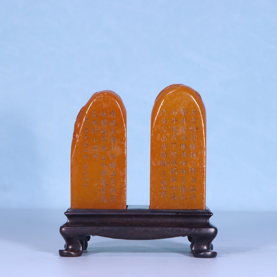 【安】清時代 滄門銘 壽山田黃石彫 龍鳳紋印章一対 印鑑 臺座付き 共箱 極細(xì)工 古置物 古擺件 中國古美術(shù) 時代物 339