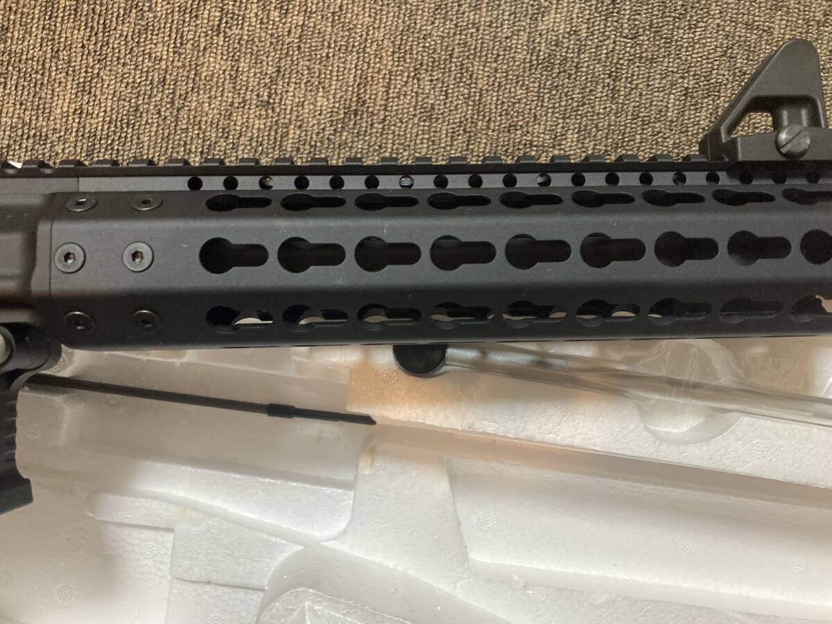 【美品】KSC PTS MEGA ARMS MKM AR-15 CQB GBB Magpul マグプル M4 EPS EPG KEYMODの画像7