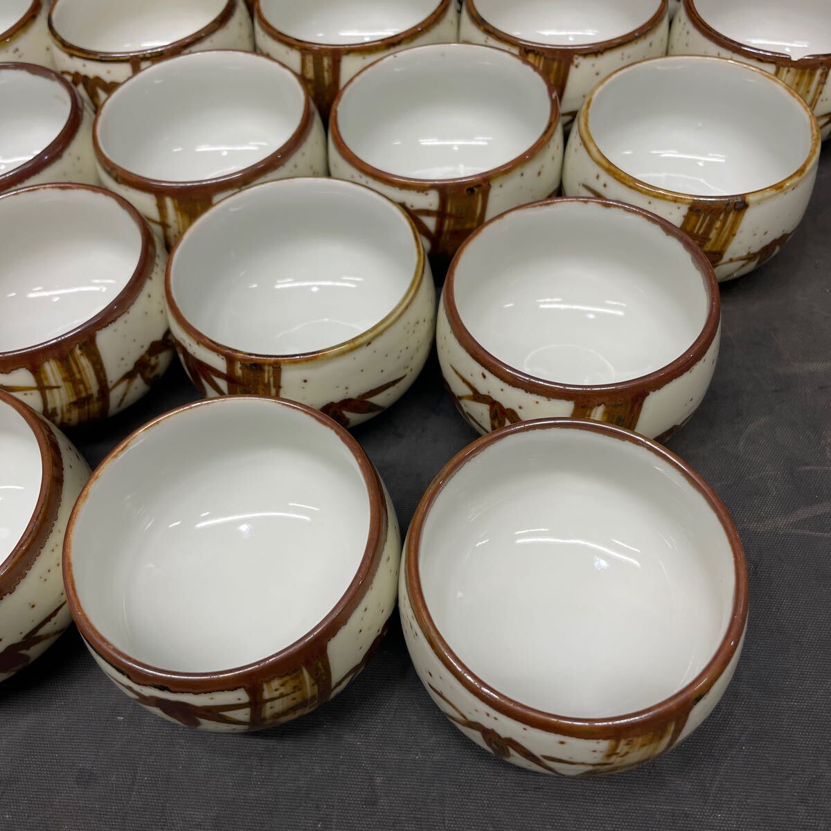 G2853 [ горячая вода .24 покупатель совместно ] кружка горячая вода . чашка много суммировать комплект жарение предмет керамика 25 шт. комплект магазинный для бизнеса б/у 