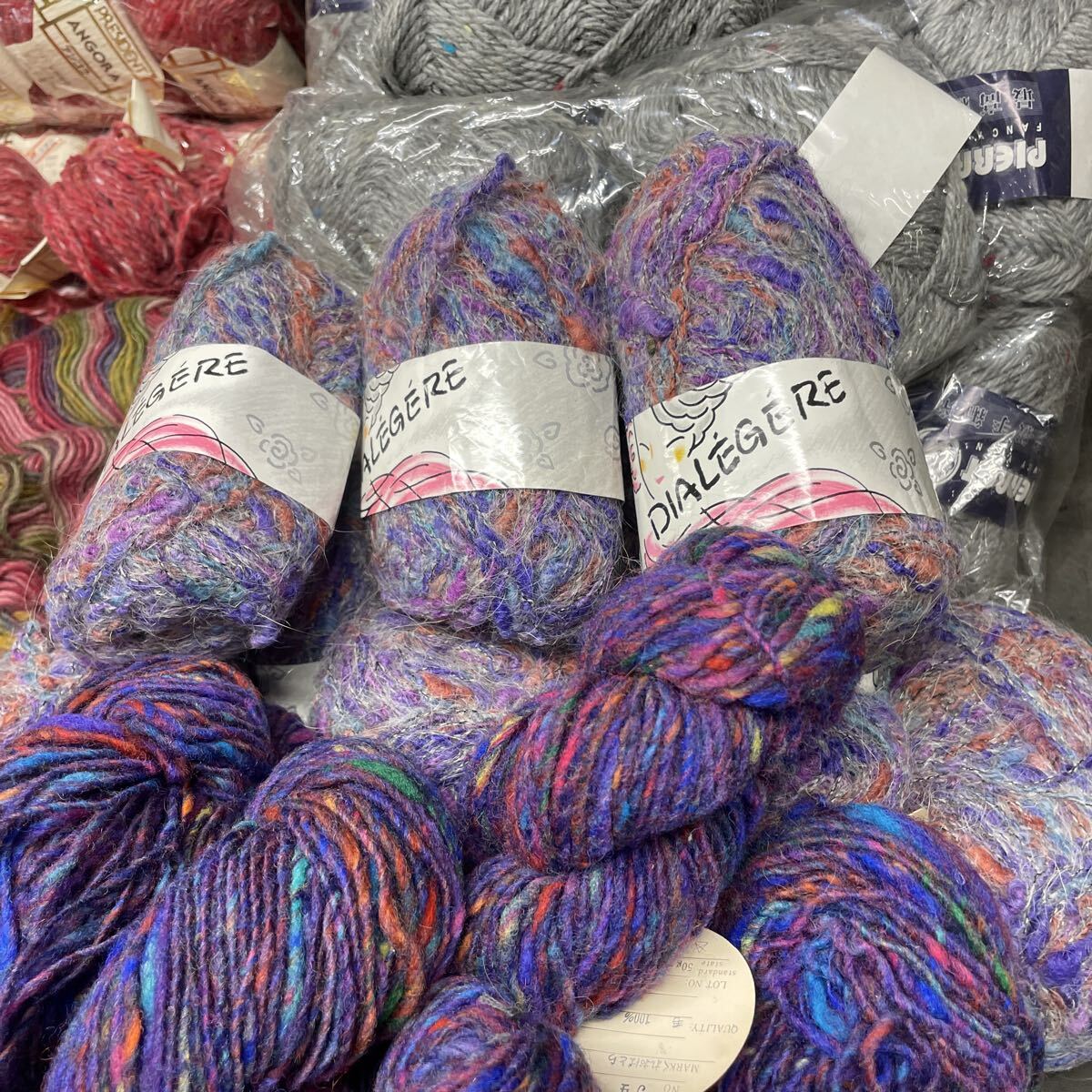 G3274 【大量！毛纟 まとめて】 野呂英作 他 毛 アンゴラ ラムウール アルパカ モヘア ナイロン家庭用 編物 手工蕓 中古 長期保管品 