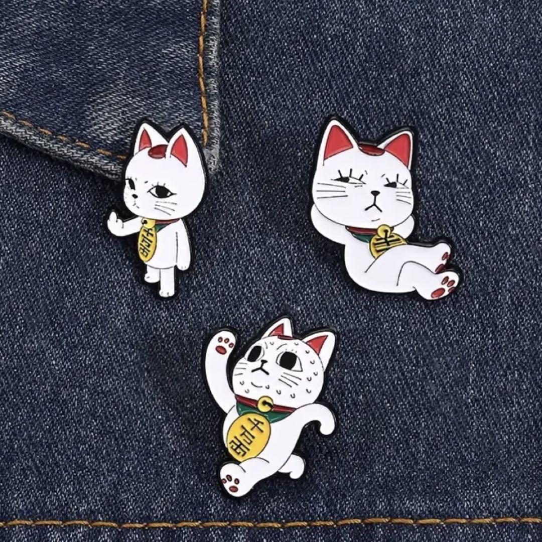 ダンダダン ターボババア ピンズ 3個セット アニメ　キャラクター ピンバッジ_画像1