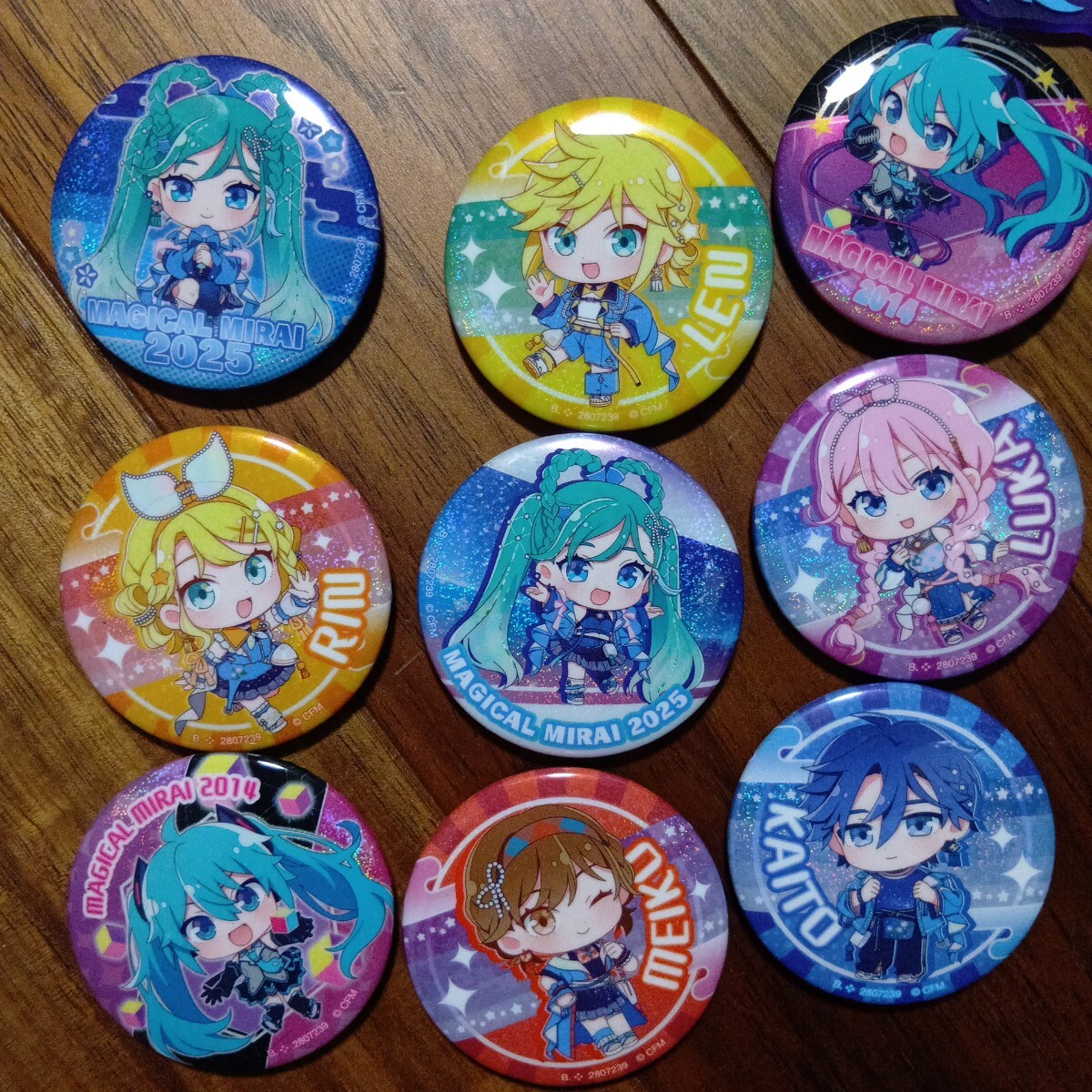 ガシャポン ジャンク品 初音ミク あそーと マジカルミライ2025 コンプリート 全15種セット フィギュアのマイクがうまくハマらないです