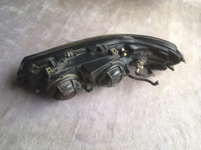 Volvo VOLVO V70 автомобиль правая передняя фара used хорошая вещь!