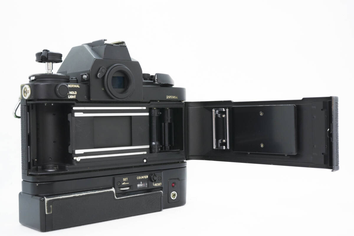 [完動(dòng)美品] Canon NEW F-1＋Canon AE Finder&Winder+Canon NEW FD 50mm f1.4　レンズセット キャノン MFレンズ 一眼レフカメラ