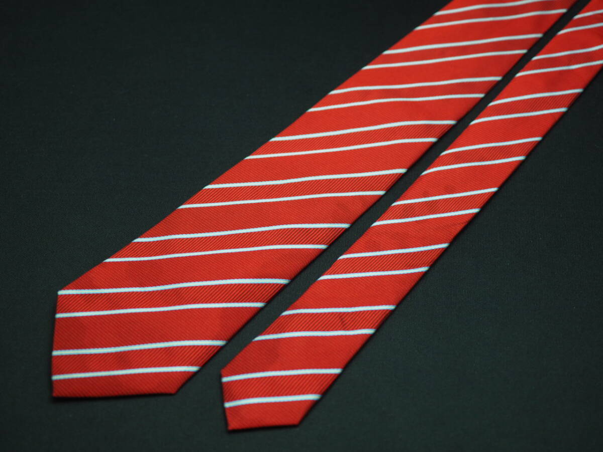 美品【HUGO BOSS ヒューゴ ボス】 F2065 赤系 SILK ブランド ネクタイ 古着 良品 転売 仕入_画像3