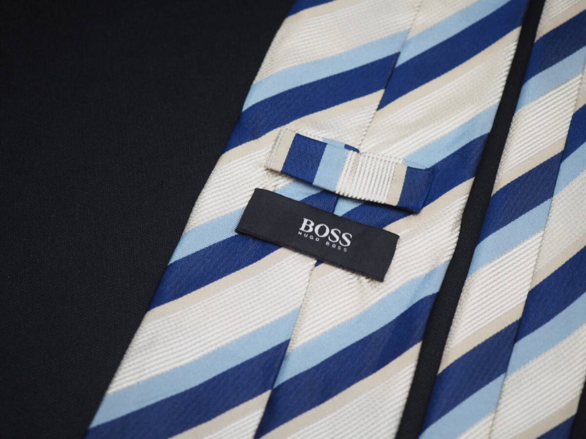【HUGO BOSS ヒューゴ ボス】 F2068 アイボリー ネイビー系 SILK ブランド ネクタイ 古着 良品 転売 仕入_画像4