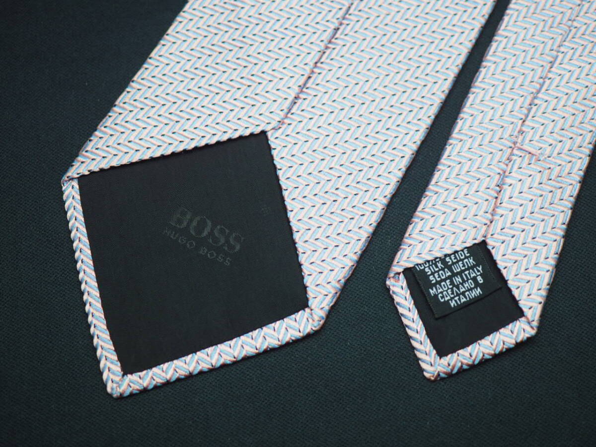 美品【HUGO BOSS ヒューゴ ボス】 F2269 薄ピンク系 SILK ブランド ネクタイ 古着 良品 転売 仕入_画像5