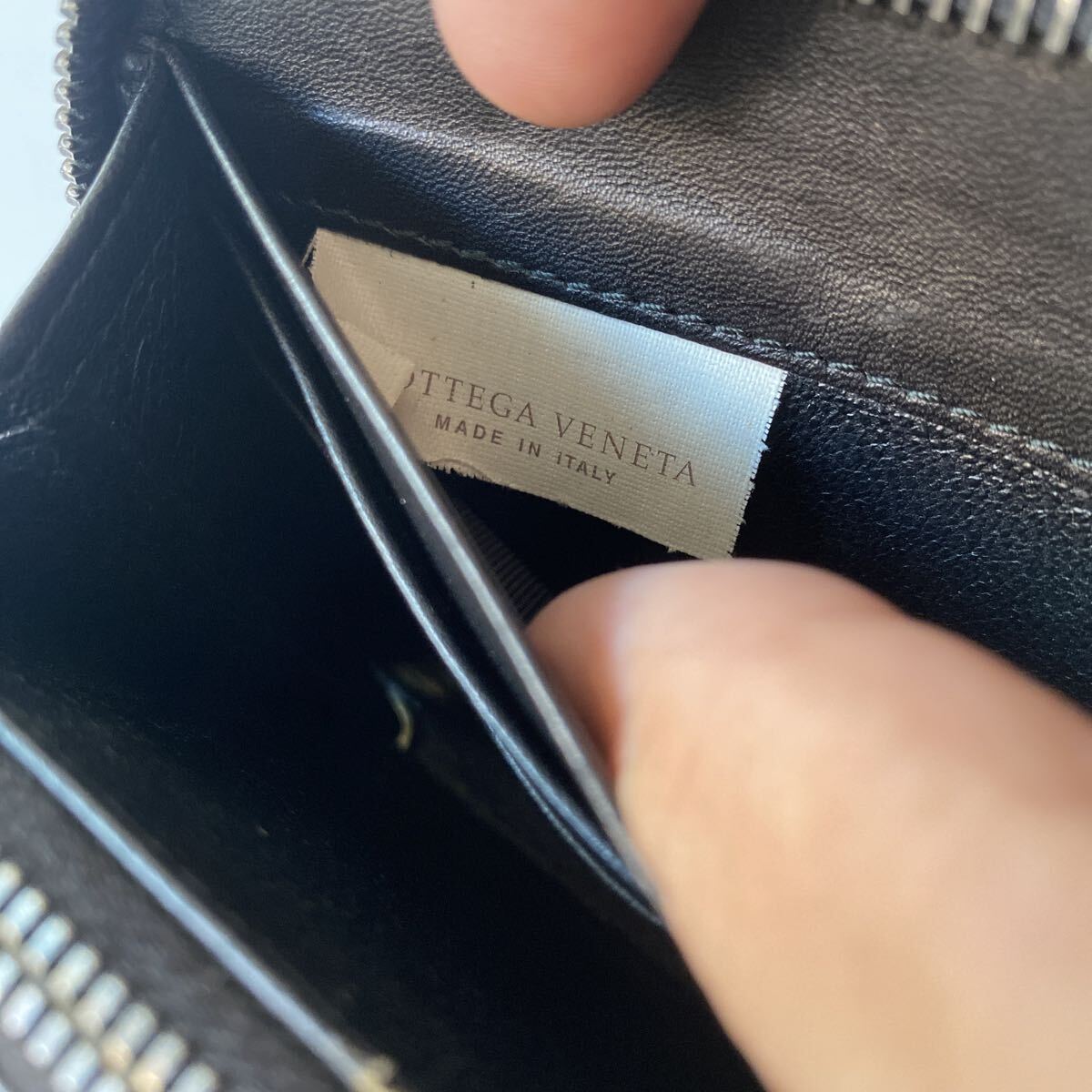 人気!美品!送料込み! BOTTEGA VENETA ボッテガヴェネタ イントレチャート ラウンドファスナー ジッピーウォレット 長財布 本革 レザー_画像8