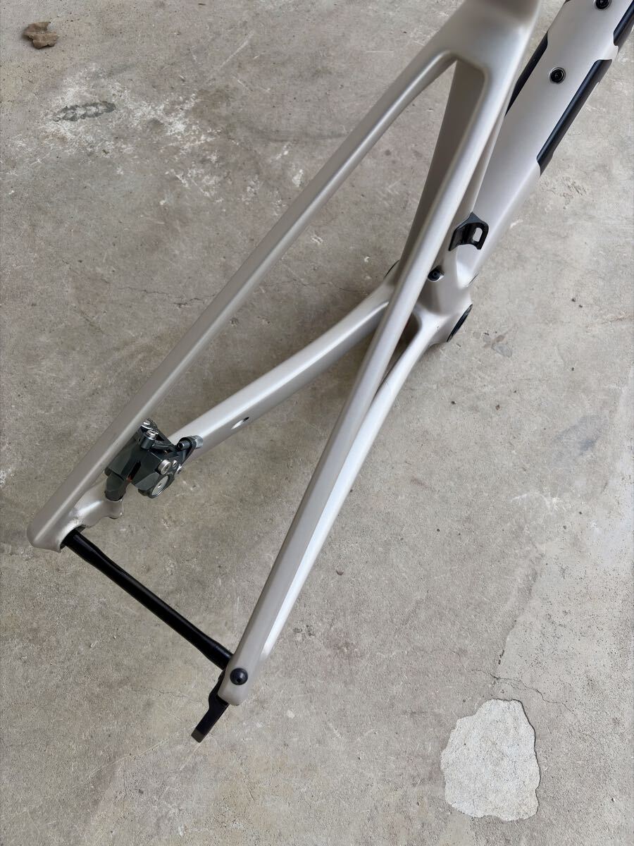 BMC TEAMMACHINE SLR フレームセット EQUAL ブレーキ