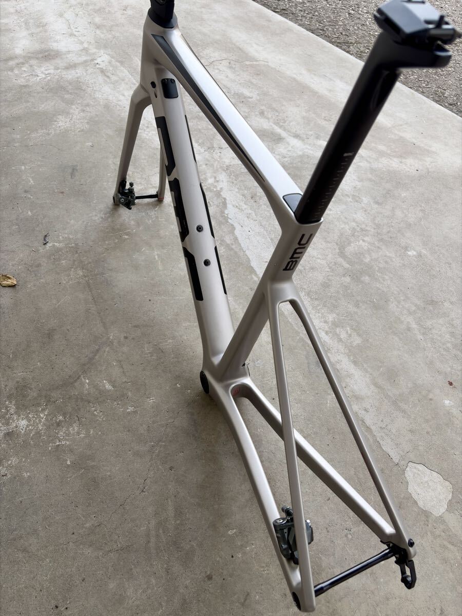 BMC TEAMMACHINE SLR フレームセット EQUAL ブレーキ